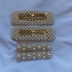 Pearl Hair Barrettes